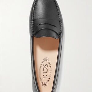 Tod's Gommino Classic Black Leather Loafers
